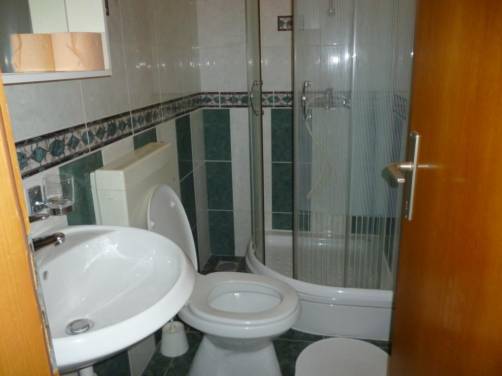 מאקרסקה Apartment Duje מראה חיצוני תמונה